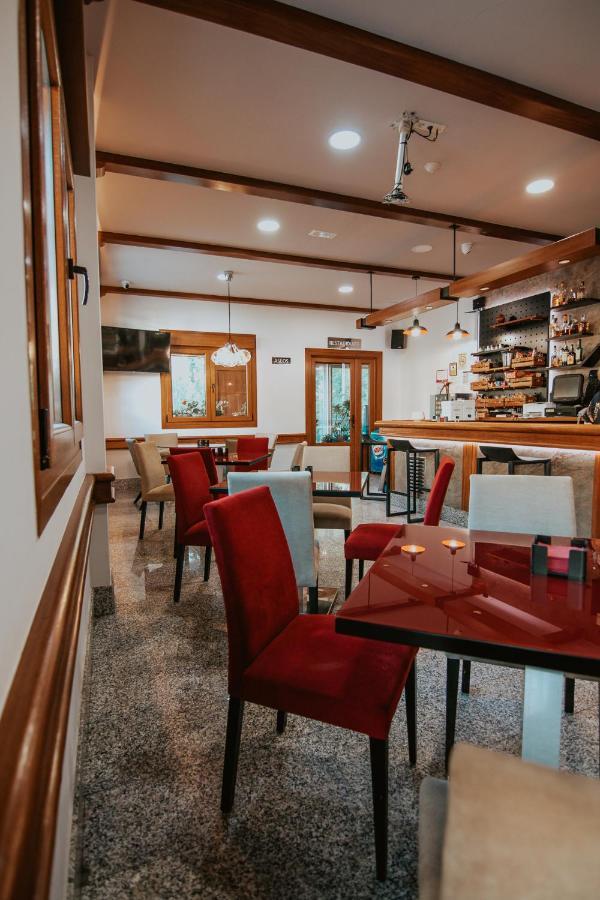 Hotel A Veiga Samos Luaran gambar